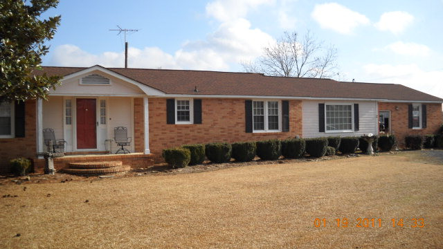 1647 Kenny Road Lake City, SC 29560 - Photo 1 of 1 Gallery Image 1