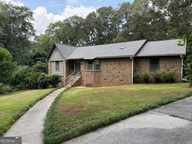 $1,725 | 105 Crestwood Circle, Centerville, GA 31028