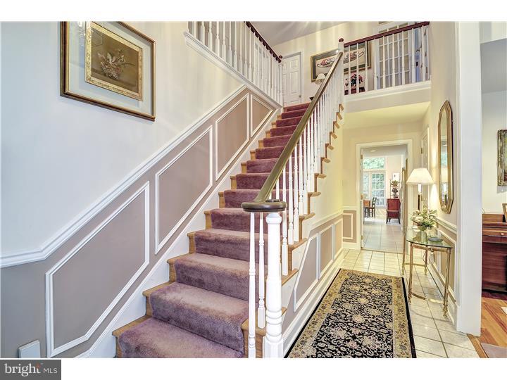 413 Waynesbrooke Road Berwyn, PA 19312 - Photo 2 of 25 Hallway