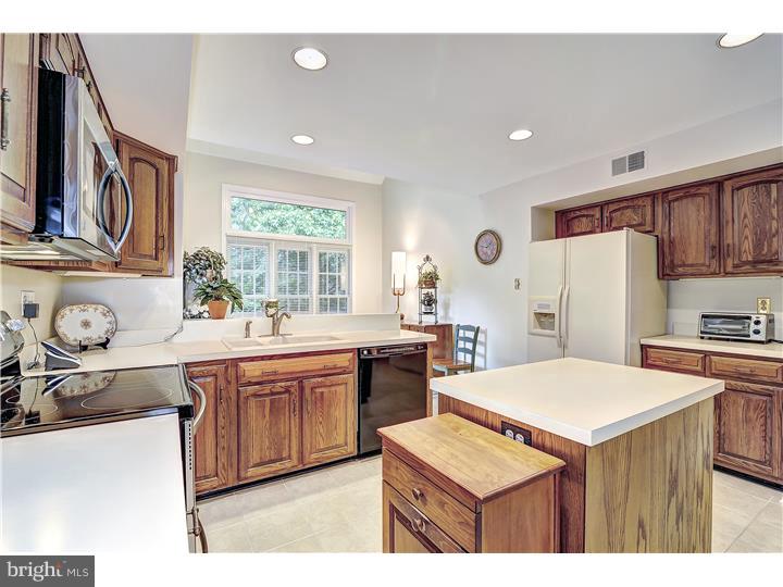 413 Waynesbrooke Road Berwyn, PA 19312 - Photo 9 of 25 Kitchen