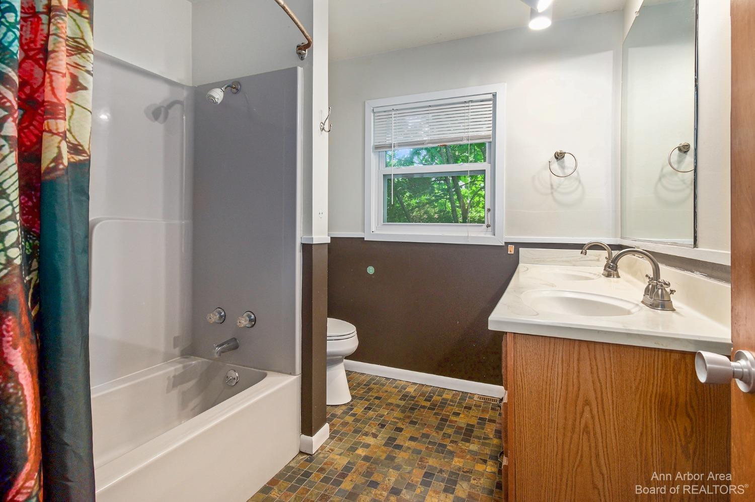 3267 Springbrook Street Ann Arbor, MI 48108 - Photo 14 of 33 Photo 14