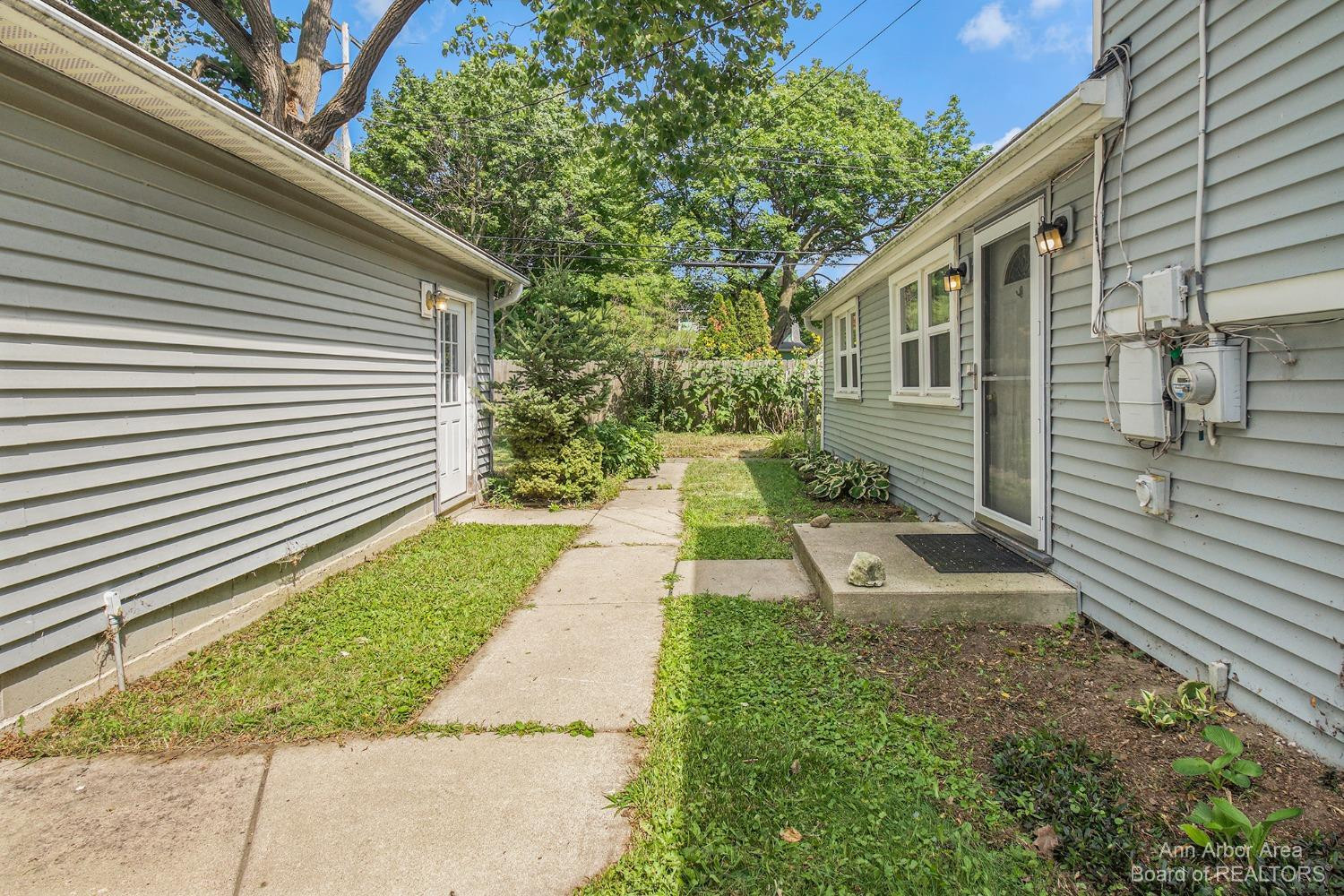 3267 Springbrook Street Ann Arbor, MI 48108 - Photo 30 of 33 Photo 30