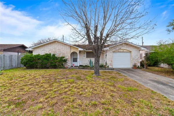 $1,450 | 1829 Lesle Lane, Corpus Christi, TX 78412