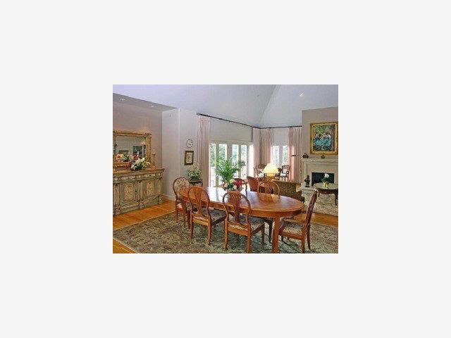 628 Meadow Road Aptos, CA 95003 - Photo 4 of 7 Gallery Image 4