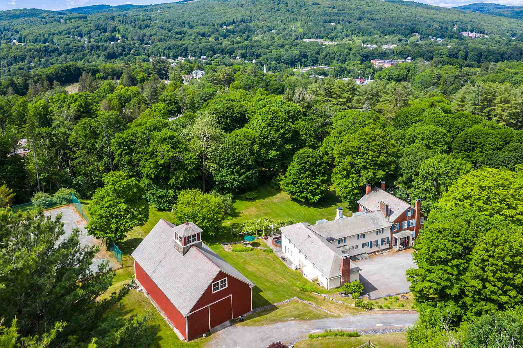 23 Highland Road Springfield, VT 05156 - Photo 3 of 40
