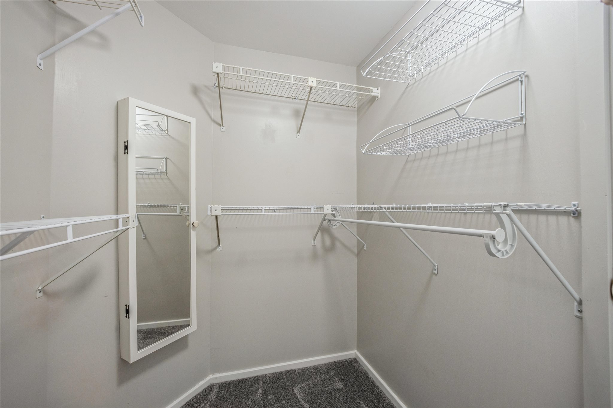 300 River Road, Unit 113 Manchester, NH 03104 - Photo 10 of 22 Gallery Image 10