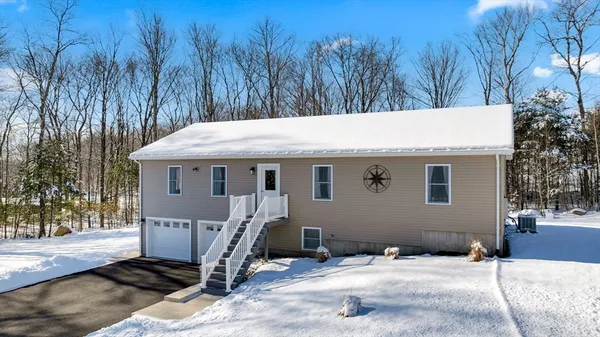 $475,000 | 103 Daniel Shays Highway, Belchertown, MA 01007