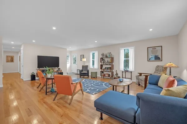 $475,000 | 103 Daniel Shays Highway, Belchertown, MA 01007