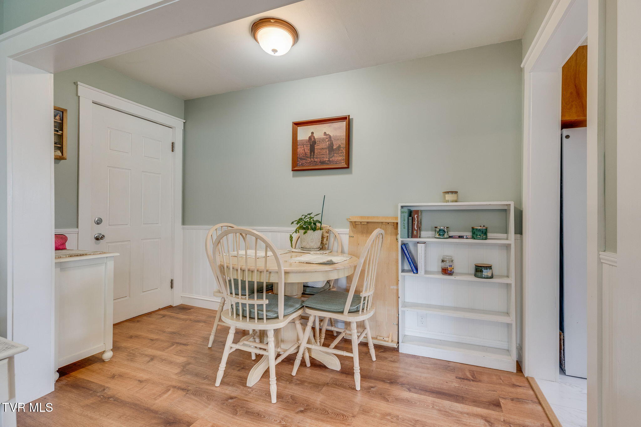 1632 Paperville Road Bristol, TN 37620 - Photo 11 of 36 013