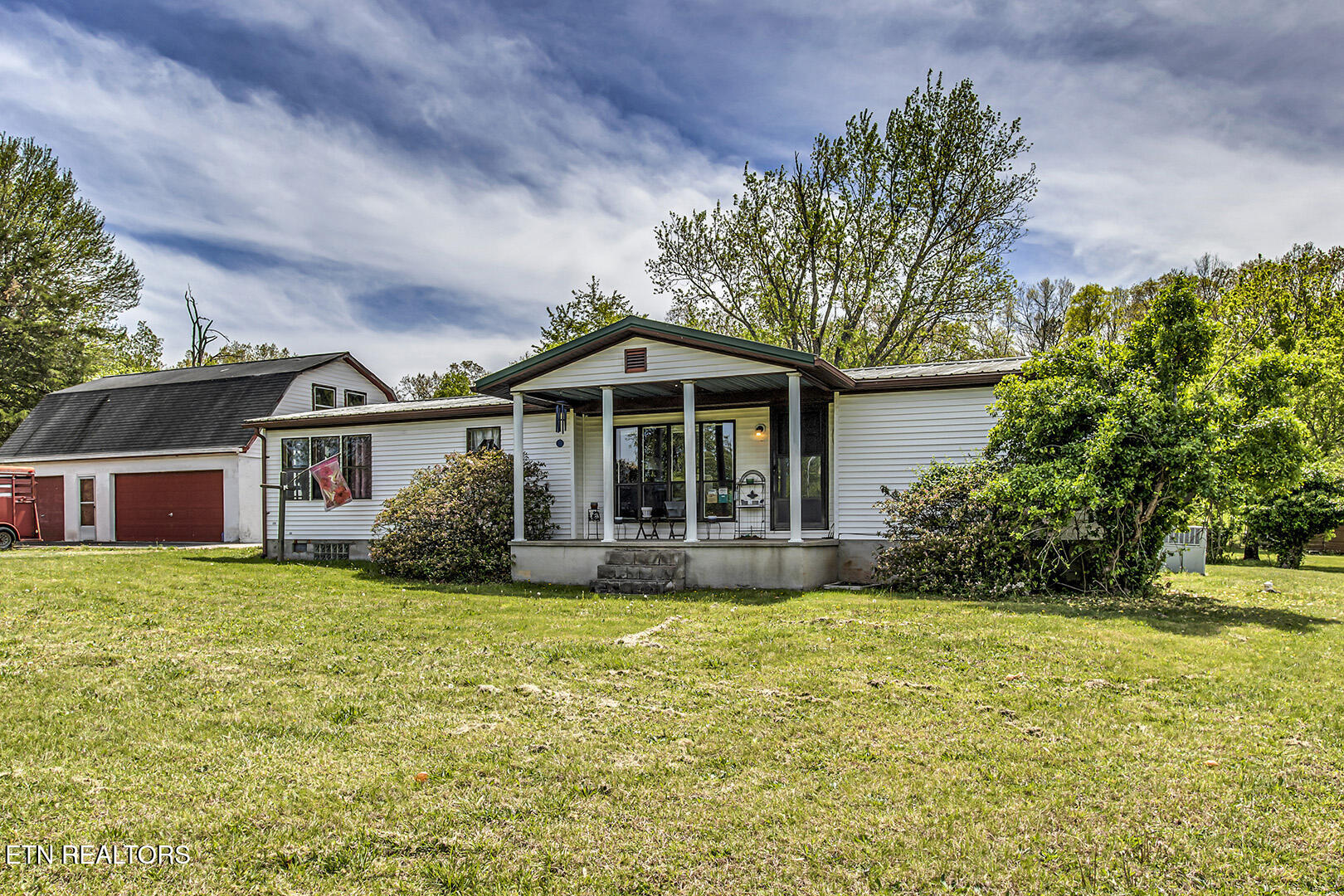 223 Reed Road Ten Mile, TN 37880 - Photo 1 of 40 01_ReedRoad_223_Front