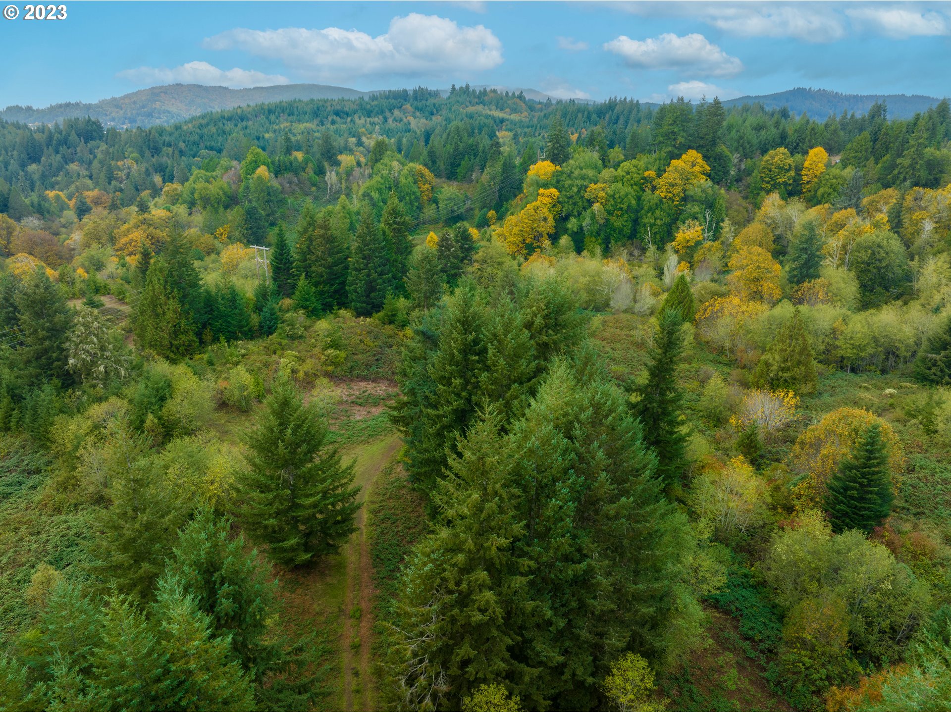 Gary Sipe Road Coquille, OR 97423 - Photo 9 of 19 a view of a city