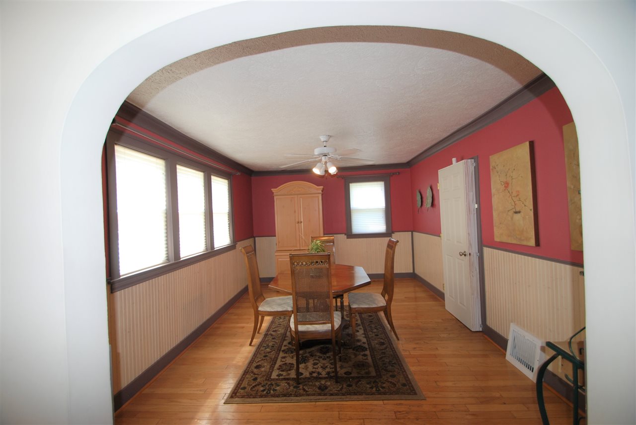 801 Maple Row Elkhart, IN 46514 - Photo 11 of 27