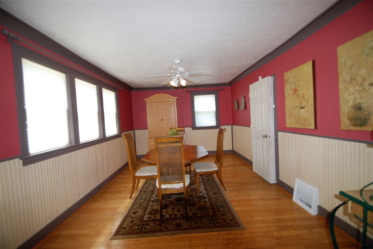 801 Maple Row Elkhart, IN 46514 - Photo 5 of 27