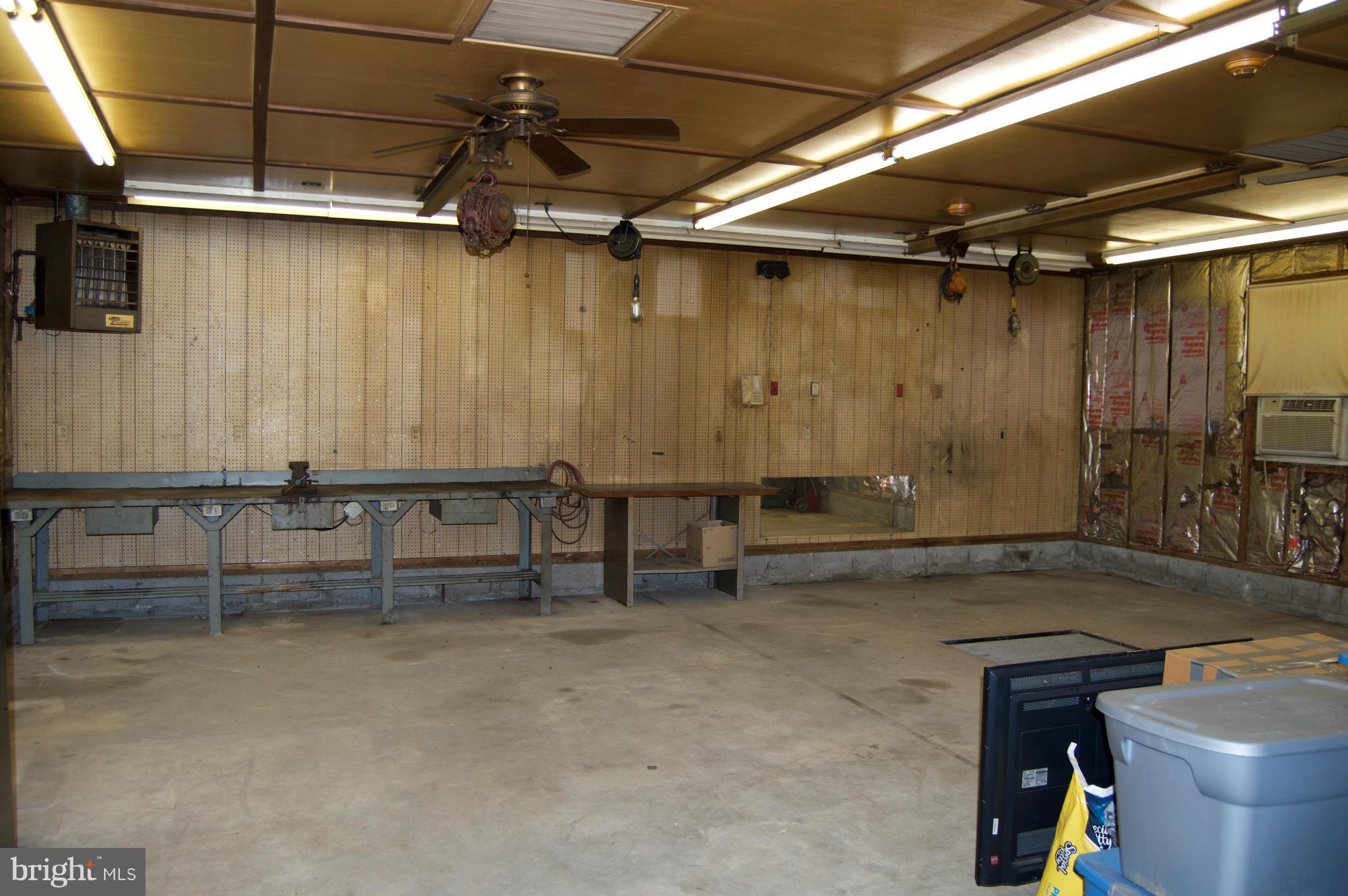 2410 Meadow Road Baltimore, MD 21222 - Photo 16 of 16 Garage