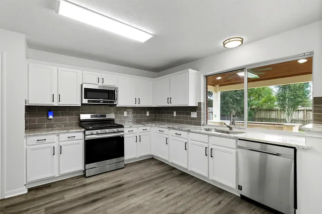 $399,500 | 6211 Fawnlake Drive, Katy, TX 77493