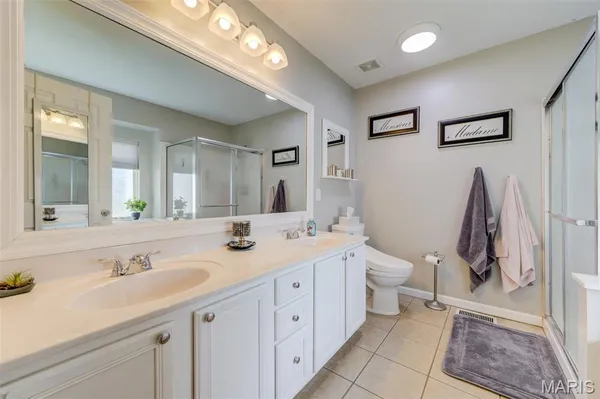 $445,000 | 621 Green Tree Meadows Drive, Lake St. Louis, MO 63367