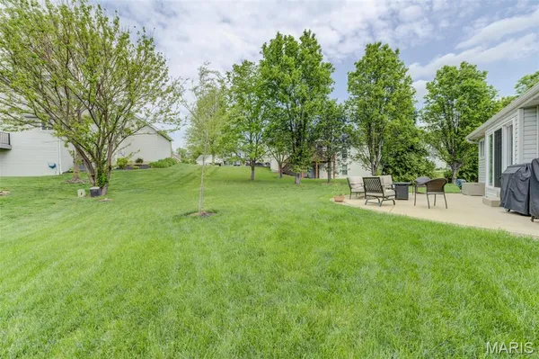 $445,000 | 621 Green Tree Meadows Drive, Lake St. Louis, MO 63367
