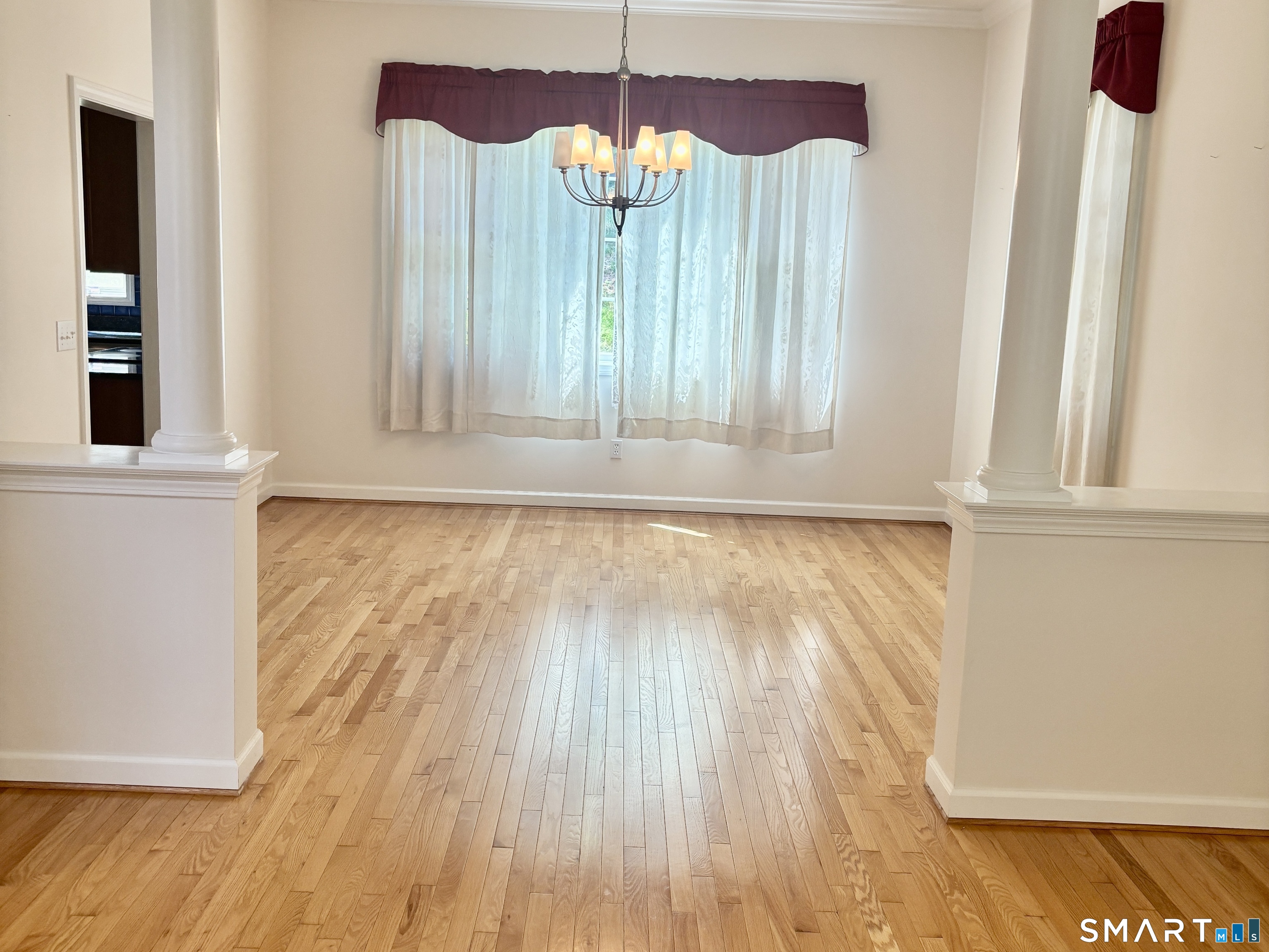 91 Valley View Road Manchester, CT 06040 - Photo 4 of 40