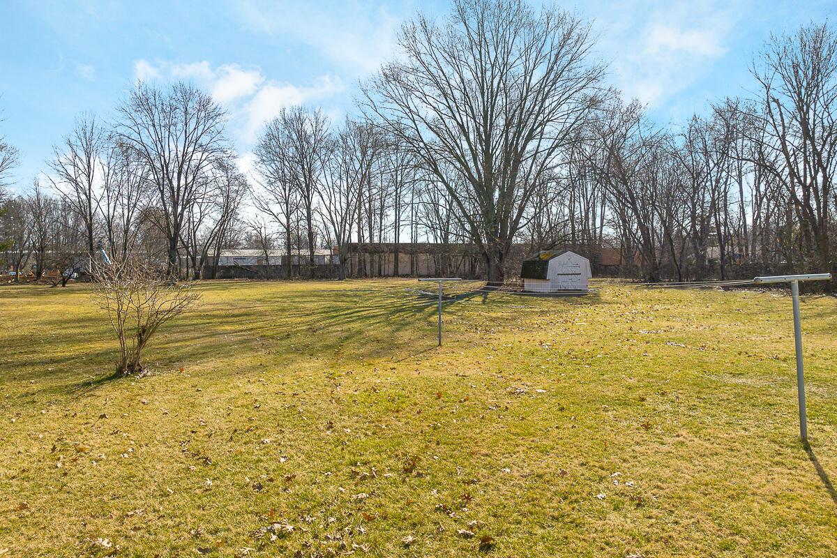 2380 Stelzer Road Columbus, OH 43219 - Photo 3 of 16 2380 Stelzer
