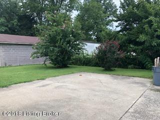 6010 Shadow Run Road Louisville, KY 40219 - Photo 20 of 20 Patio