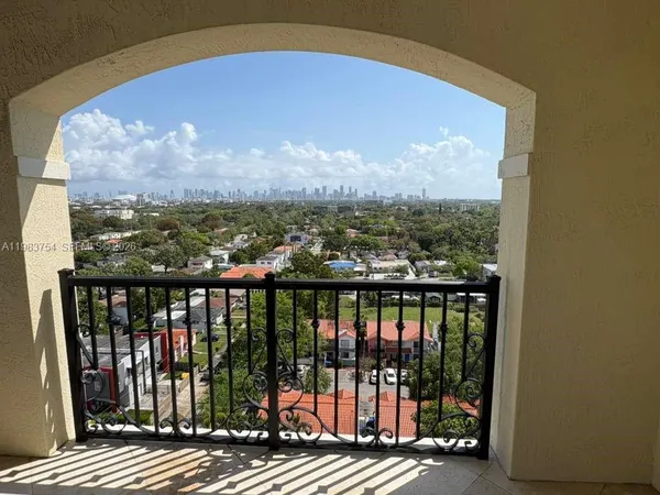$3,450 | 1627 Southwest 37th Avenue, Unit 904, Miami, FL 33145