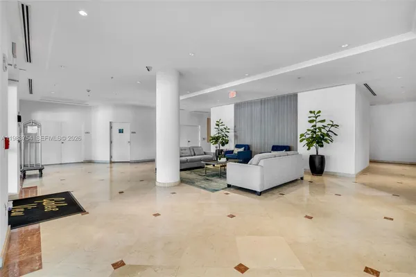 $3,450 | 1627 Southwest 37th Avenue, Unit 904, Miami, FL 33145