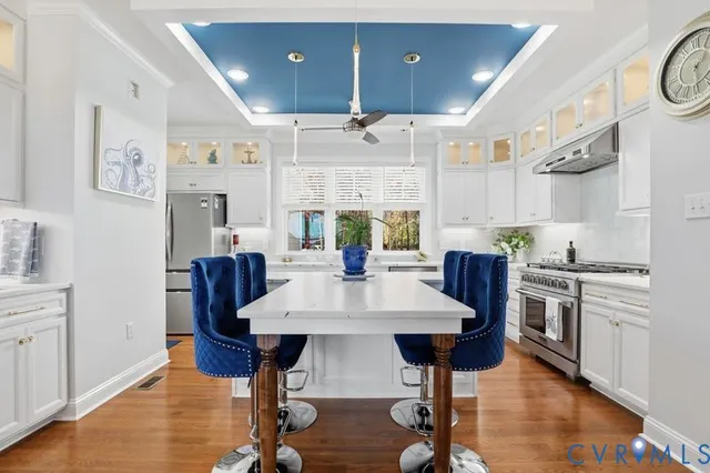 a view of kitchen with breakfast area