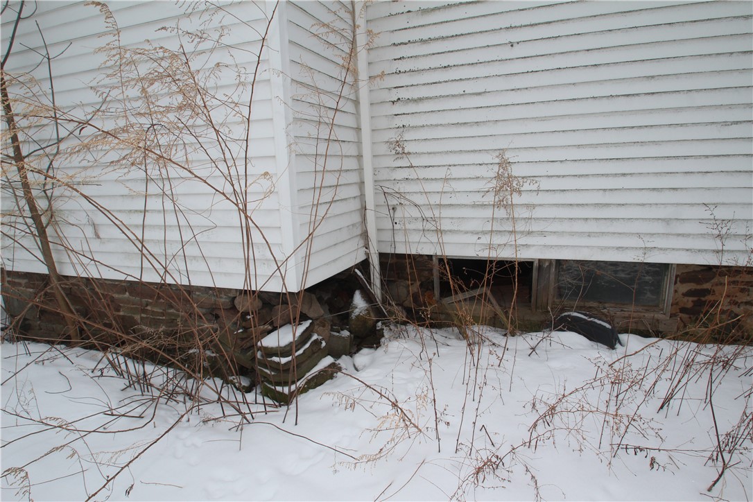 16758 Kenmore Road Kendall, NY 14476 - Photo 4 of 46 Gallery Image 4