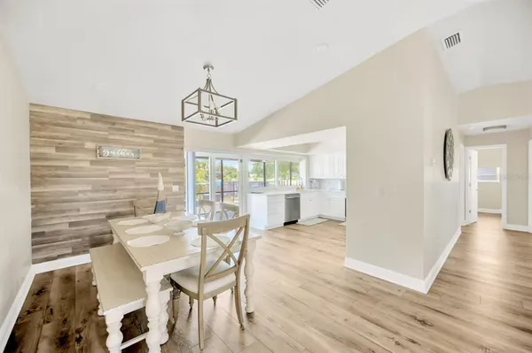 $519,900 | 721 Eagle Lane, Apollo Beach, FL 33572