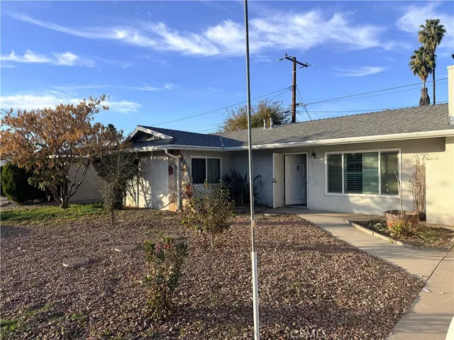 $1,850 | 690 Barber Drive, Hemet, CA 92543