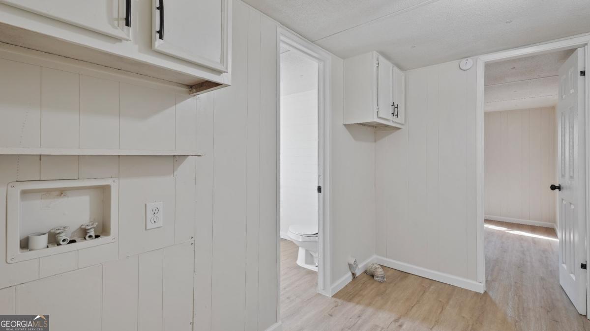 50 Sangster Road Jesup, GA 31545 - Photo 16 of 22 a view of an empty room