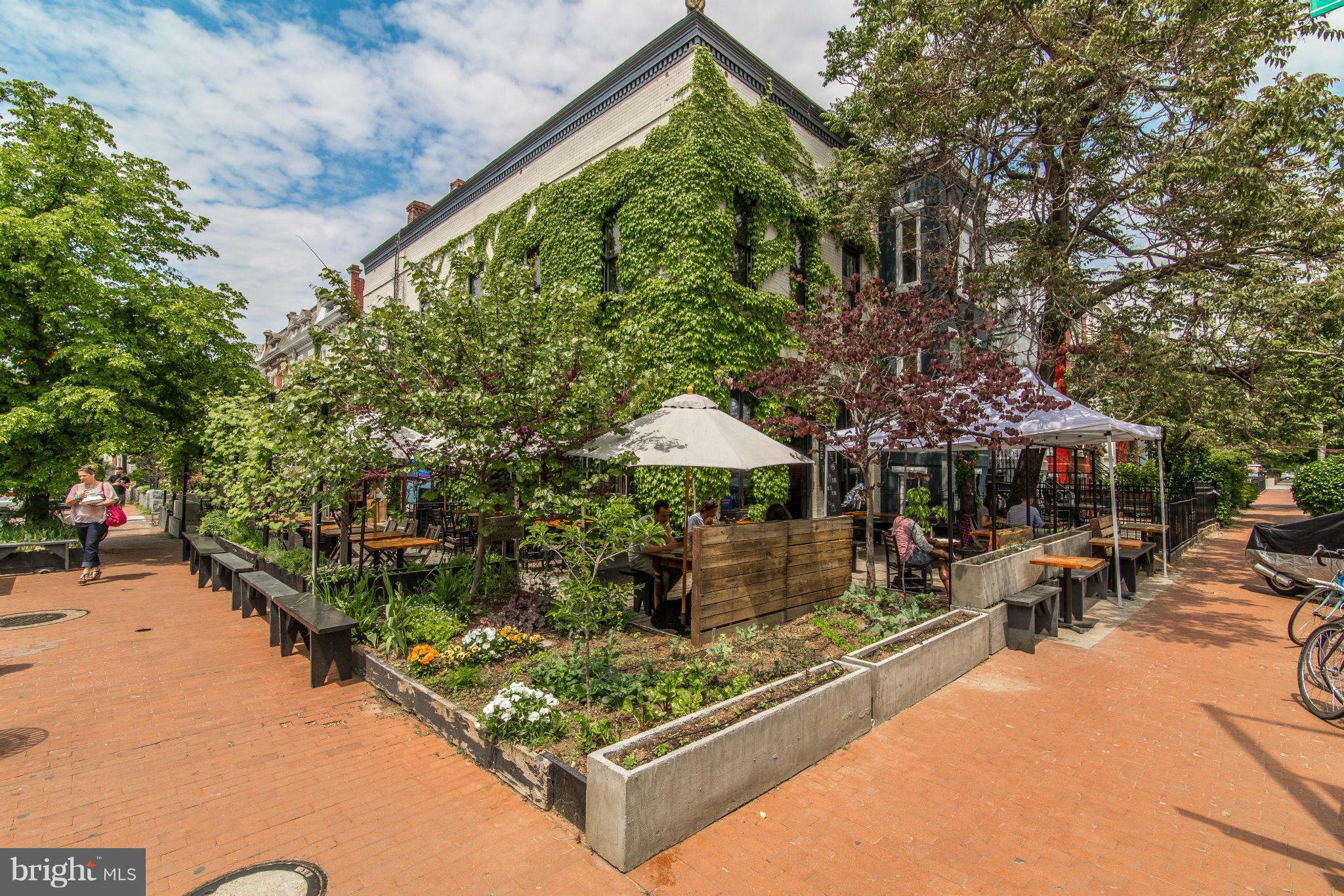 1849 3rd Street Northwest Washington, DC 20001 - Photo 22 of 23 a view of a backyard with sitting area