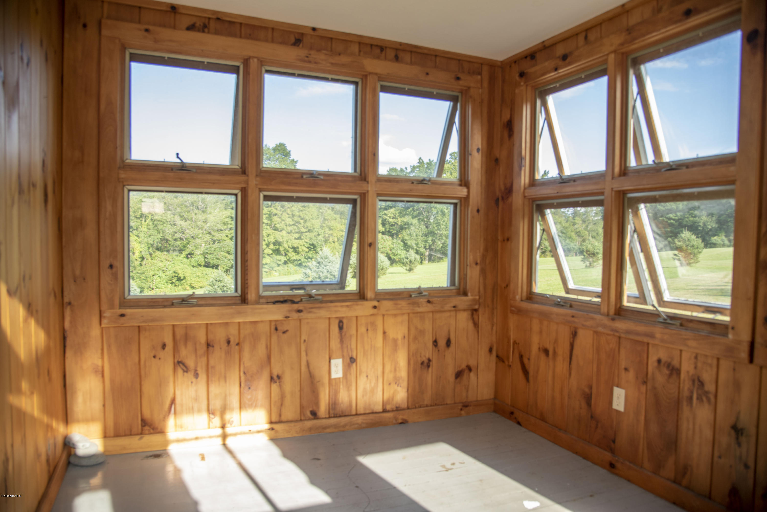 555 Hill Road Pownal, VT 05261 - Photo 2 of 14 Porch