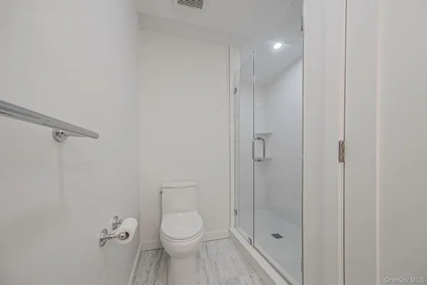 $3,300 | 46 Maxwell Avenue, Oyster Bay, NY 11771