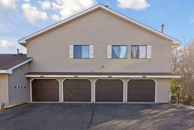 $220,000 | 7573 Wedgewood Way North, Maple Grove, MN 55311