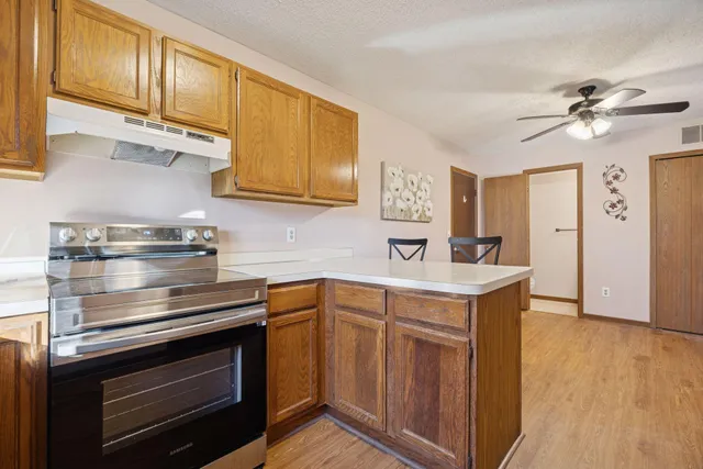 $220,000 | 7573 Wedgewood Way North, Maple Grove, MN 55311