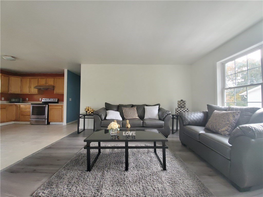 49 Springfield Street Providence, RI 02909 - Photo 3 of 18 Gallery Image 3