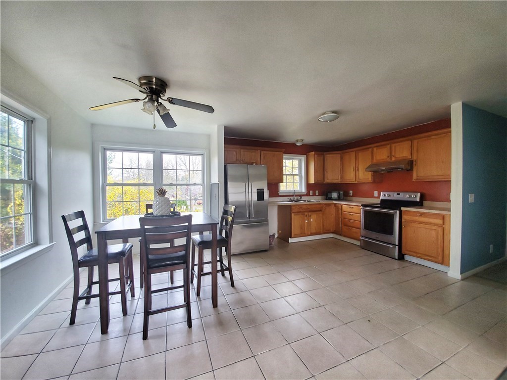 49 Springfield Street Providence, RI 02909 - Photo 4 of 18 Gallery Image 4