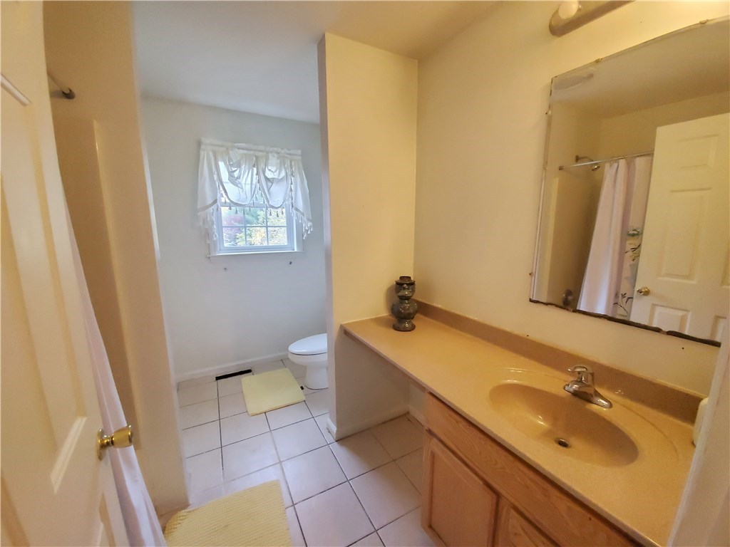 49 Springfield Street Providence, RI 02909 - Photo 7 of 18 Gallery Image 7