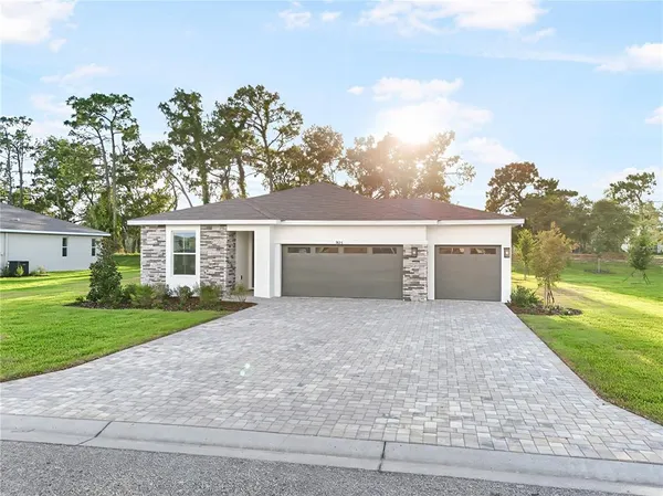 $401,999 | 9127 Players Drive, Weeki Wachee, FL 34613