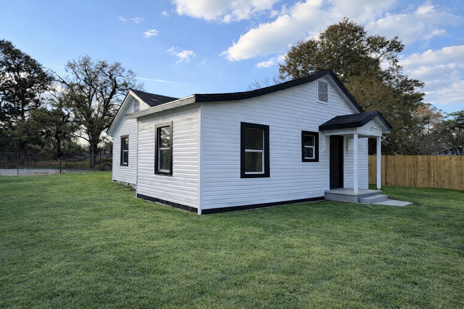 9306 Grady Street Houston, TX 77016 - Photo 13 of 14