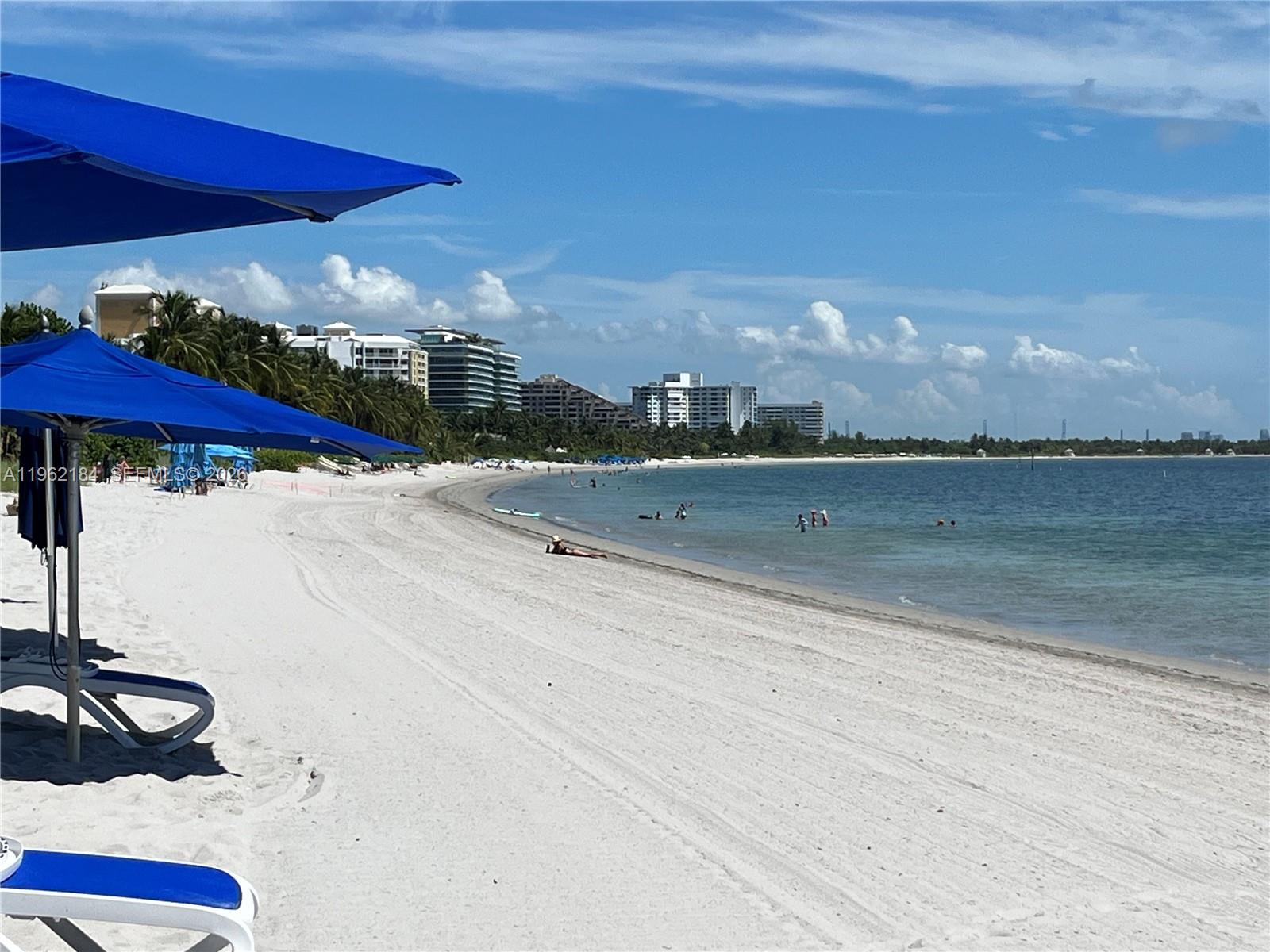 600 Grapetree Drive, Unit 3DS Key Biscayne, FL 33149 - Photo 30 of 33 Behind Mar Azul