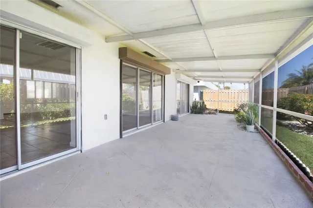 $299,000 | 6575 Green Valley Drive, Seminole, FL 33777