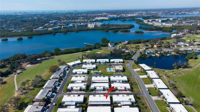 $299,000 | 6575 Green Valley Drive, Seminole, FL 33777