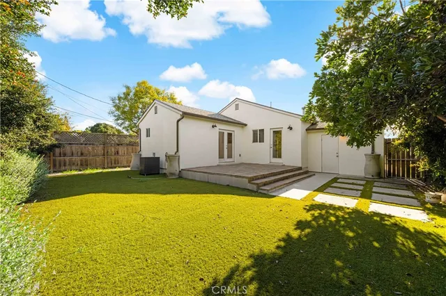 $1,390,000 | 5429 West 76th Street, Los Angeles, CA 90045