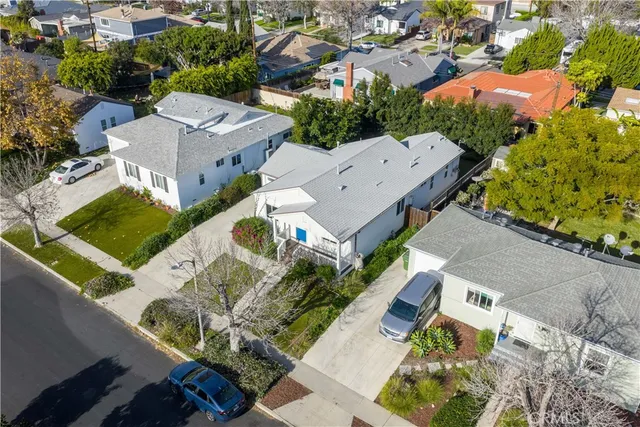 $1,390,000 | 5429 West 76th Street, Los Angeles, CA 90045