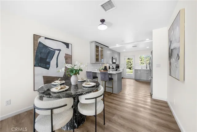 $1,390,000 | 5429 West 76th Street, Los Angeles, CA 90045