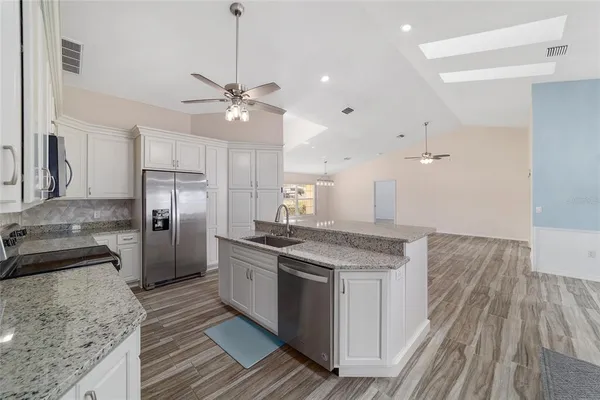 $1,900 | 14 Southeast 62nd Terrace, Ocala, FL 34472