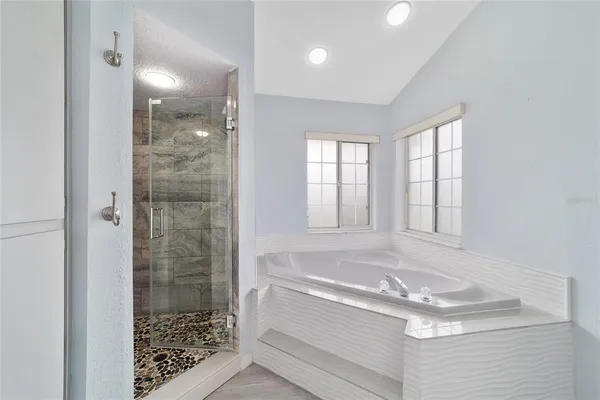 $1,900 | 14 Southeast 62nd Terrace, Ocala, FL 34472