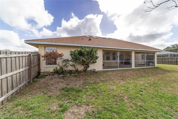 $1,900 | 14 Southeast 62nd Terrace, Ocala, FL 34472